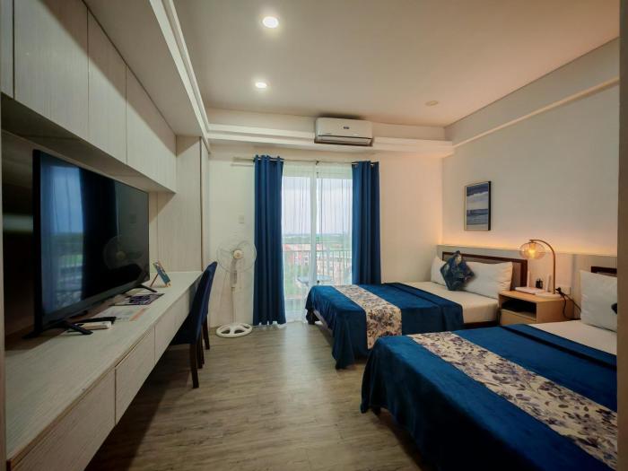 Condo Azur Suites A731 TWIN, Amani Resorts Residences, 5 minutes Airport, Netflix, Stylish, Cozy with Luxurious Swimming Pool