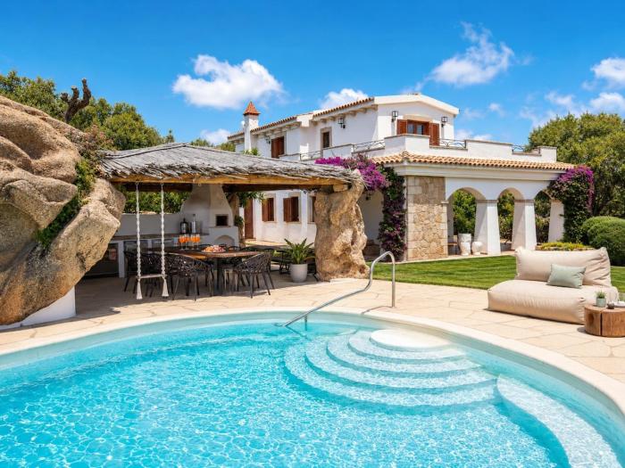 Villa Biancaluce - Luxury Pool Villa with Sea View