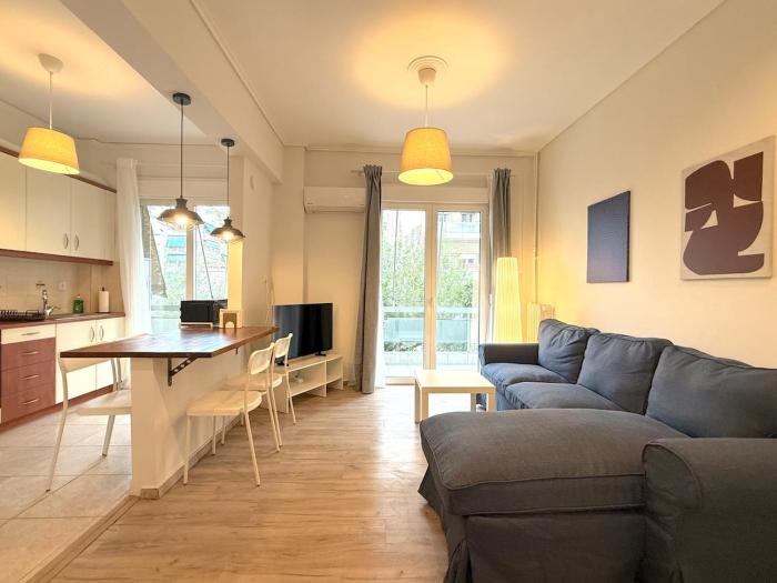 1BR next to Pasalimani, Marina Zeas & Hospital