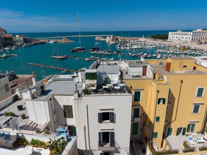 Harbour Exclusive Rooms