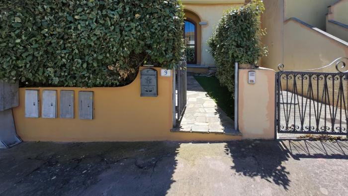 House Emilia Porto Istana