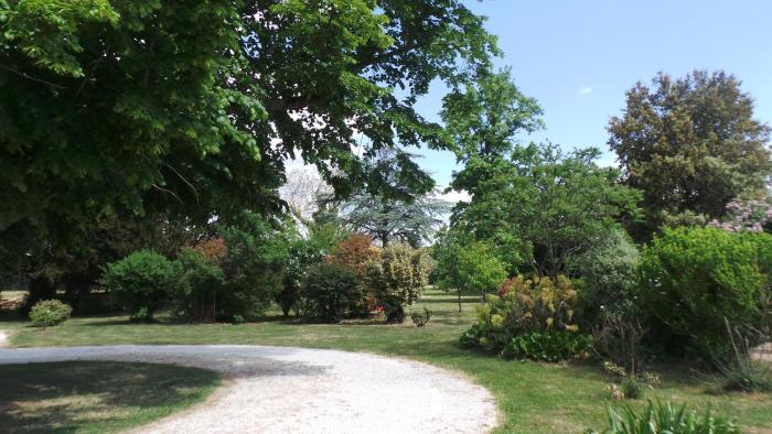 Petite maison chaleureuse