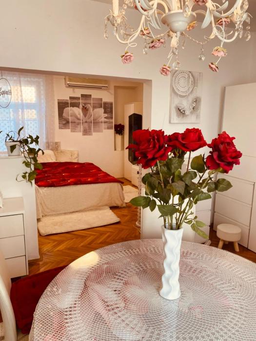 Charming Studio in Kaštel Lukšić - 75 m² with Air Conditioning