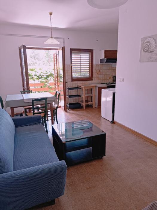 Frans apartment