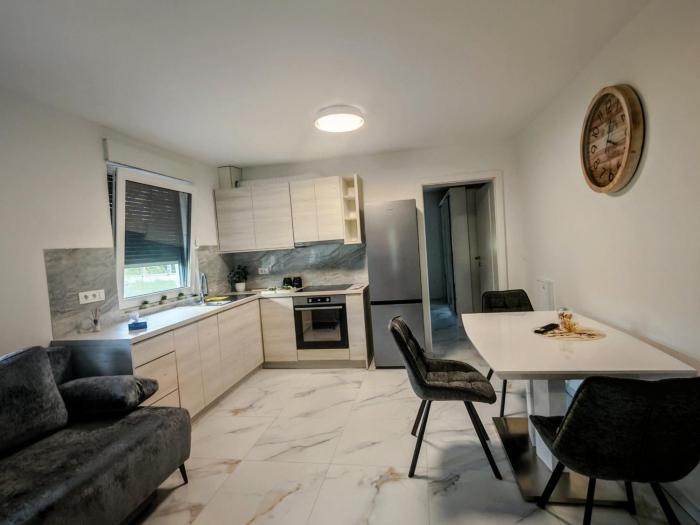 Apartma Alpine Gateway