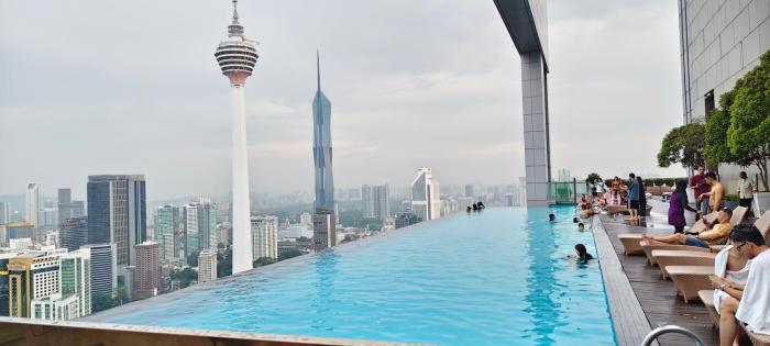 Platinum Suites Klcc by Nava Group