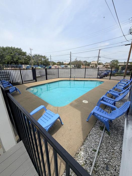 23 B ST APARTMENTS