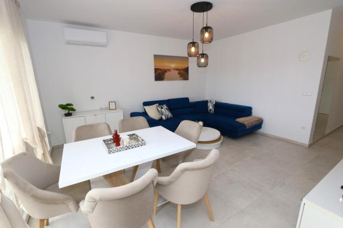 Navalis Bay Residence