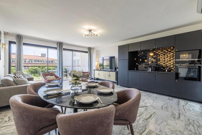 -CLR- Charming 3-Bedroom Apartment in the Heart of Cannes