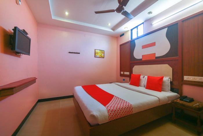 Hotel O Gnana S.R.M Residency