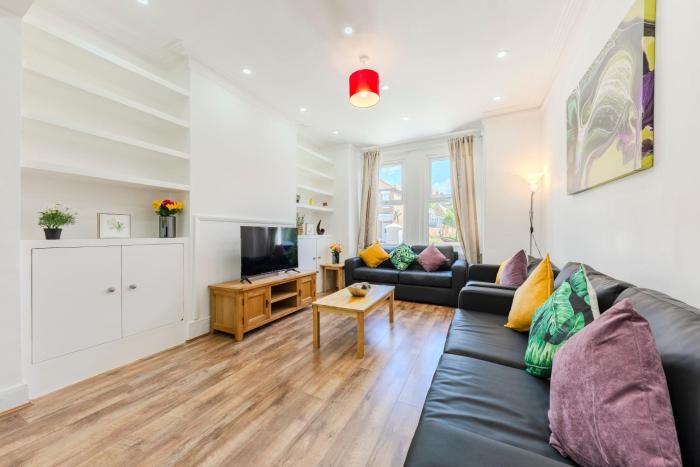 West Ealing House by 3X Stays