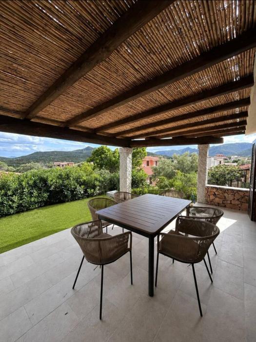 Villetta Tavolara Relax con giardino vicino al mare