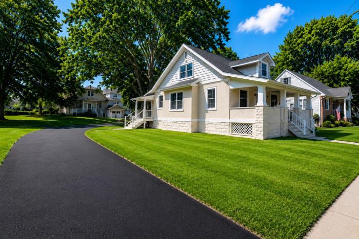 Rowan University Home Sleeps 12 with 10 Car Parking 20 min to Philly
