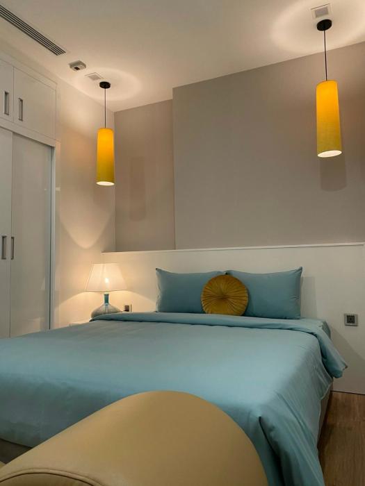 High Floor Luxury Residence 2-Bedroom with Skyline Panorama at Green Bay Hanoi