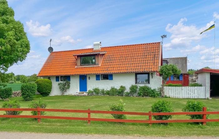 Beautiful Home In Båstad With House Sea View