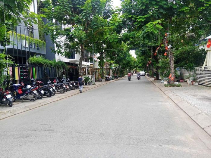 Cat Lai Cozy Homestay