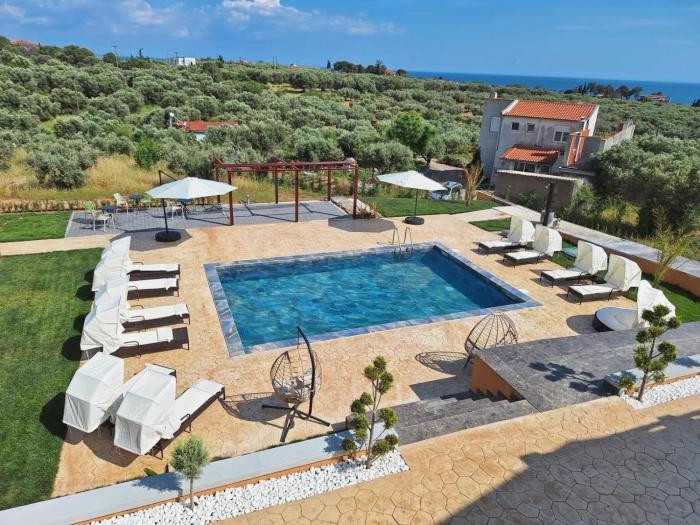 Resort Finikas