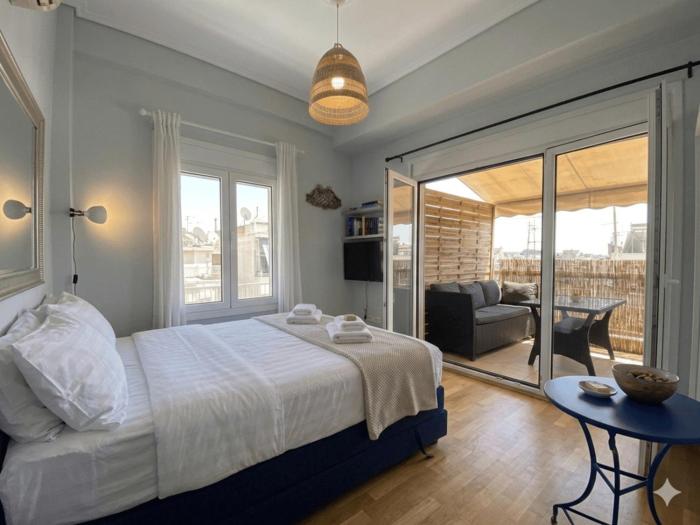 Cozy Loft with private terrace in the heart of Koukaki, Athens
