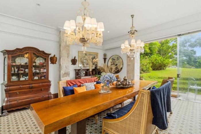 Sabinas Garden Villa I, 4BR, Fireplace, Puncak
