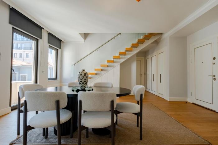 3-Bedroom Spacious - Central - New Duplex with 2 Bathrooms