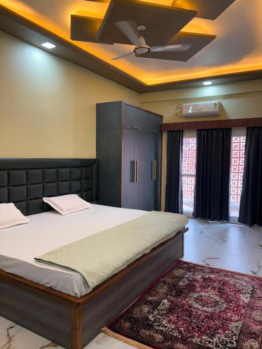 Apples Nest Premium Stay Near Sangam