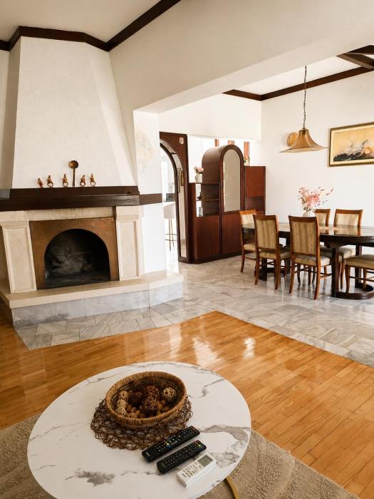 Sea View Family Apartment