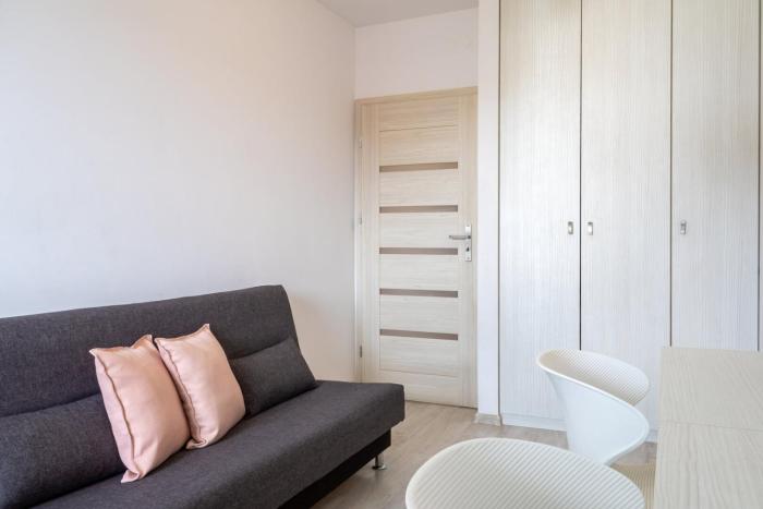 Mokotów Apartment - Business Center - Loggia and Garage