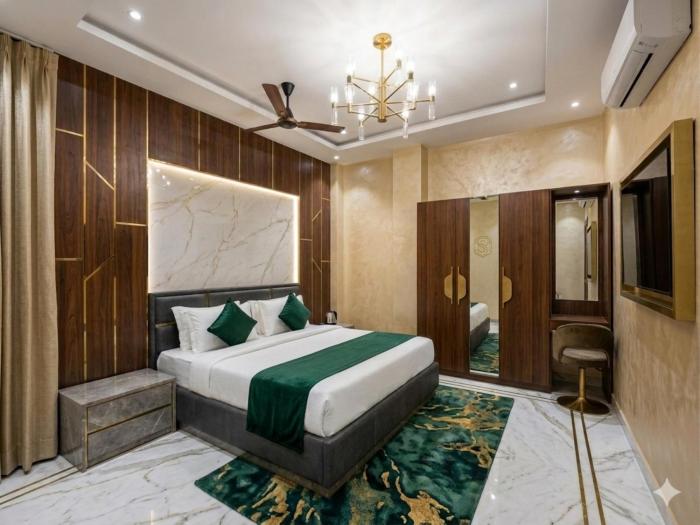 Hotel RL Ramayansh - 800 mtr From Ram Mandir Ayodhya