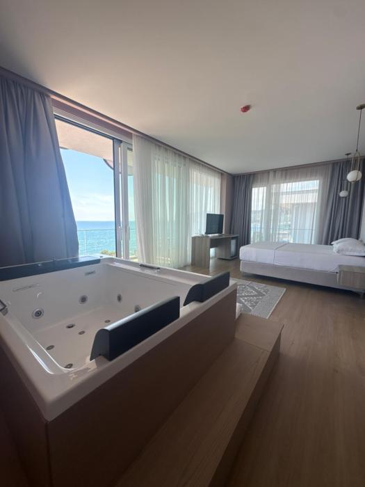 SACA HOTEL