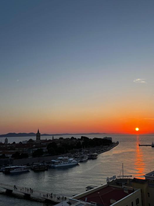Bonaca Sea & Old Town View Apartment