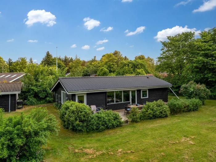 Holiday Home Severine - 1km to the fjord by Interhome