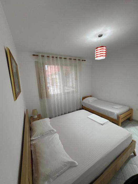 Kristi Home-5 min Walk to Beach Durres