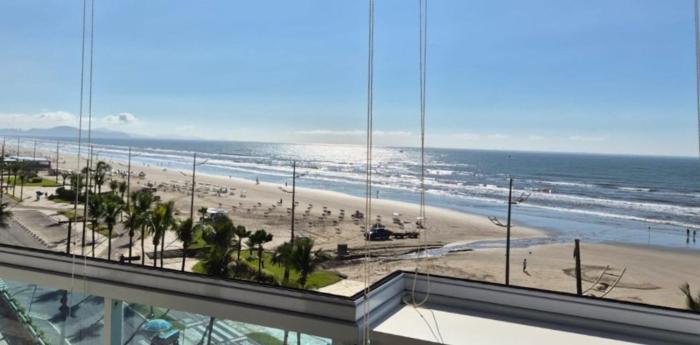 Apto com Varanda Vista Mar para 6 pessoas em Caicara