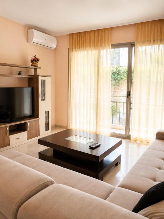 Aire Apartments