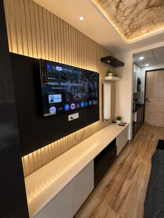Onyx suite near expo mart couple friendly