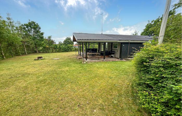 2 Bedroom Cozy Home In Ørsted