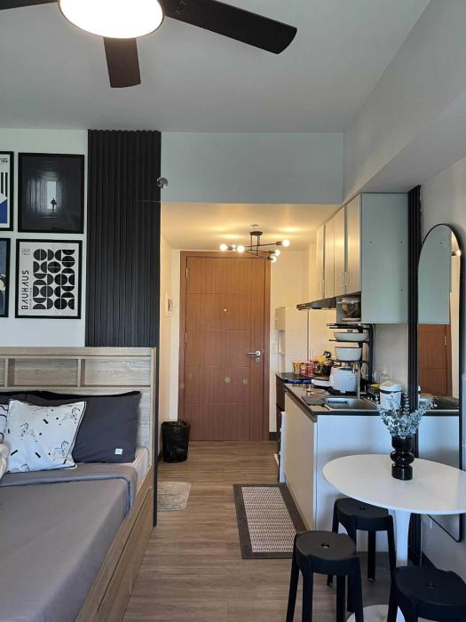 Teves Deck House, studio unit in Cebu City