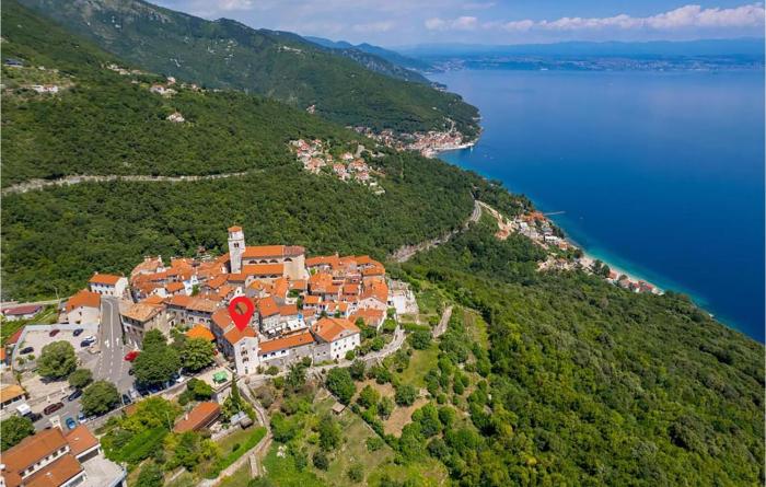 Nice Apartment In Moscenicka Draga With Wifi