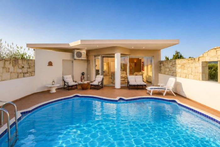 Villa Joy Mare - Seaside Escape with Private Pool