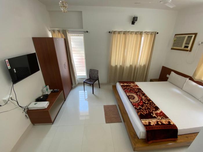 Lake Land Guest House