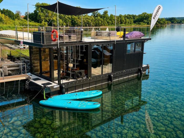 DIAMOND Bigigio House Boat