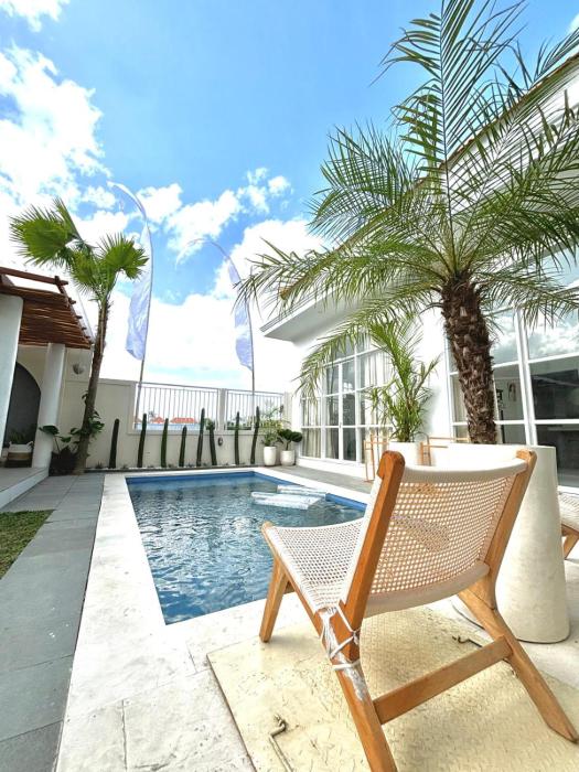 The White Breeze Villa