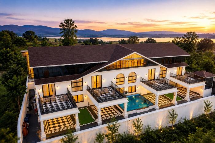 Rivora Villa