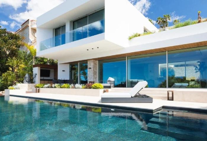 Villa in the prestigious enclave of Balcon al Mar