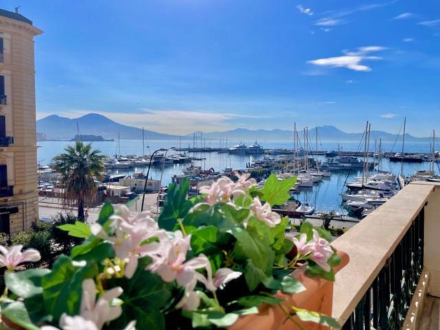 Marina Rooms