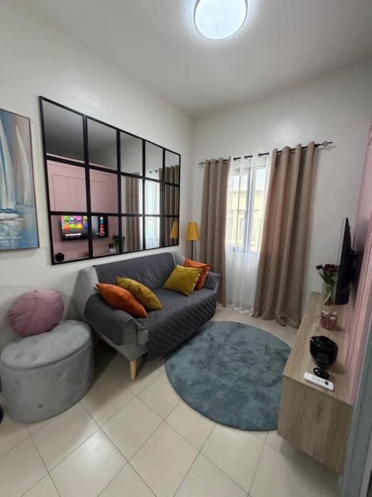 Peachys Place at Hill Residences