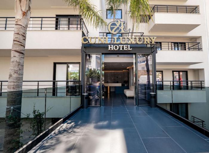 Cuni Luxury Hotel