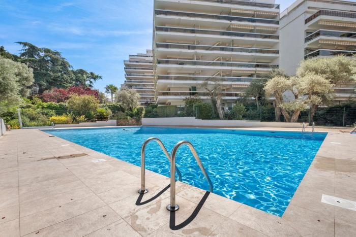 Appartement cosy à Antibes-Piscine