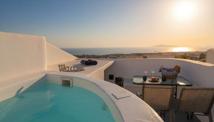 Artemis Sunset Santorini Stay Rooftop Jacuzzi View