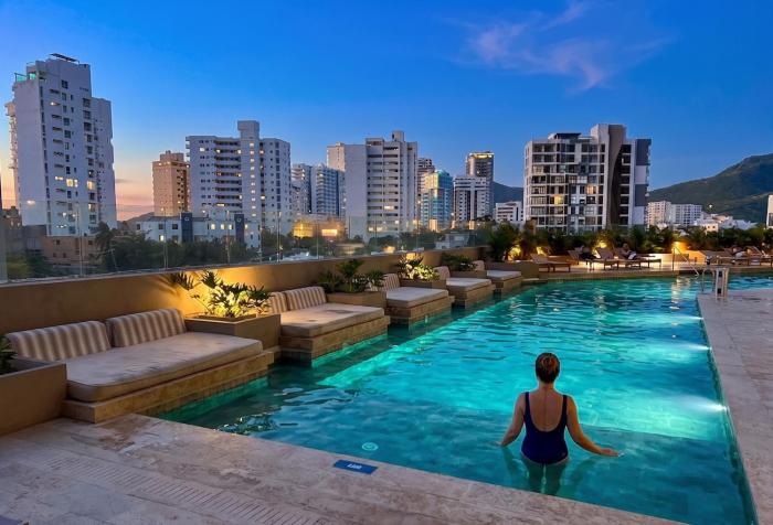 Premium Resort Piscinas Infinity & Rooftop